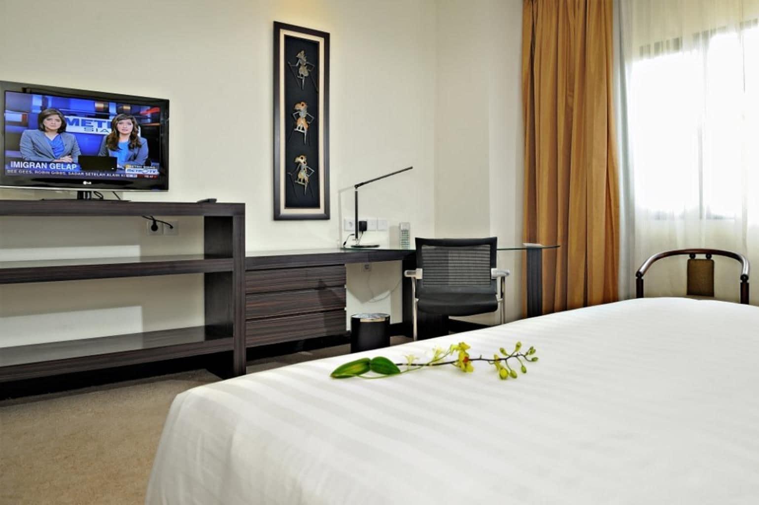 Sintesa Peninsula Hotel Палембанг Екстериор снимка