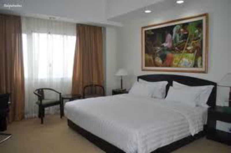 Sintesa Peninsula Hotel Палембанг Екстериор снимка